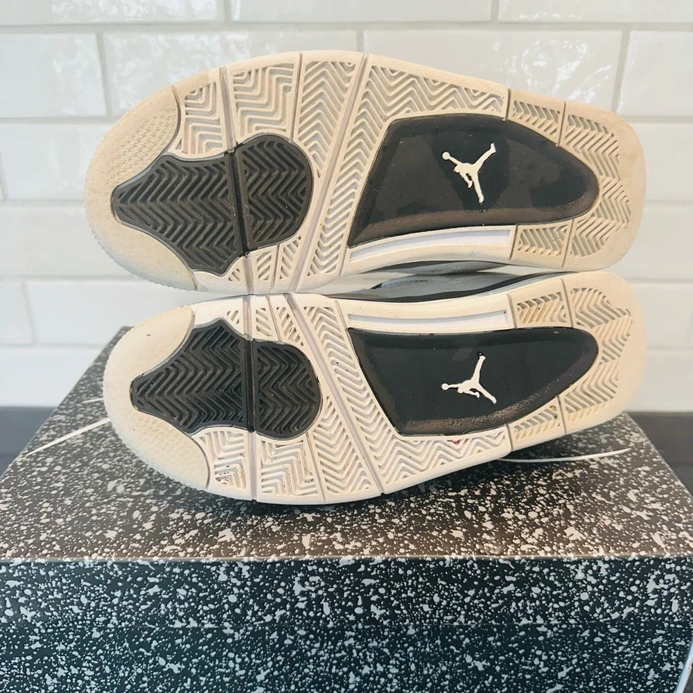 Nike Air Jordan 4 Retro Military Black Sneakers - Picture 5 of 9